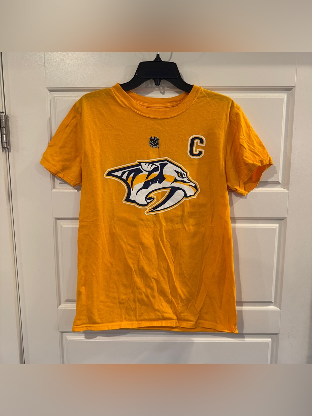 Fanatics Roman Josi Nashville Predators Tee Shirt Men’s Size Medium